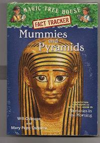 Magic Tree House Fact Tracker- Mummies and Pyramids / MTH #3 Mummies in the Morning -2 book set