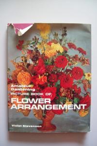 Amateur Gardening Picture Book of Flower Arrangement