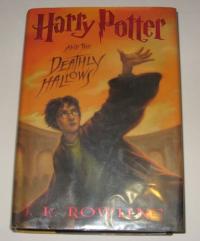 Harry Potter and the Deathly Hallows (Book 7) (Library Edition)